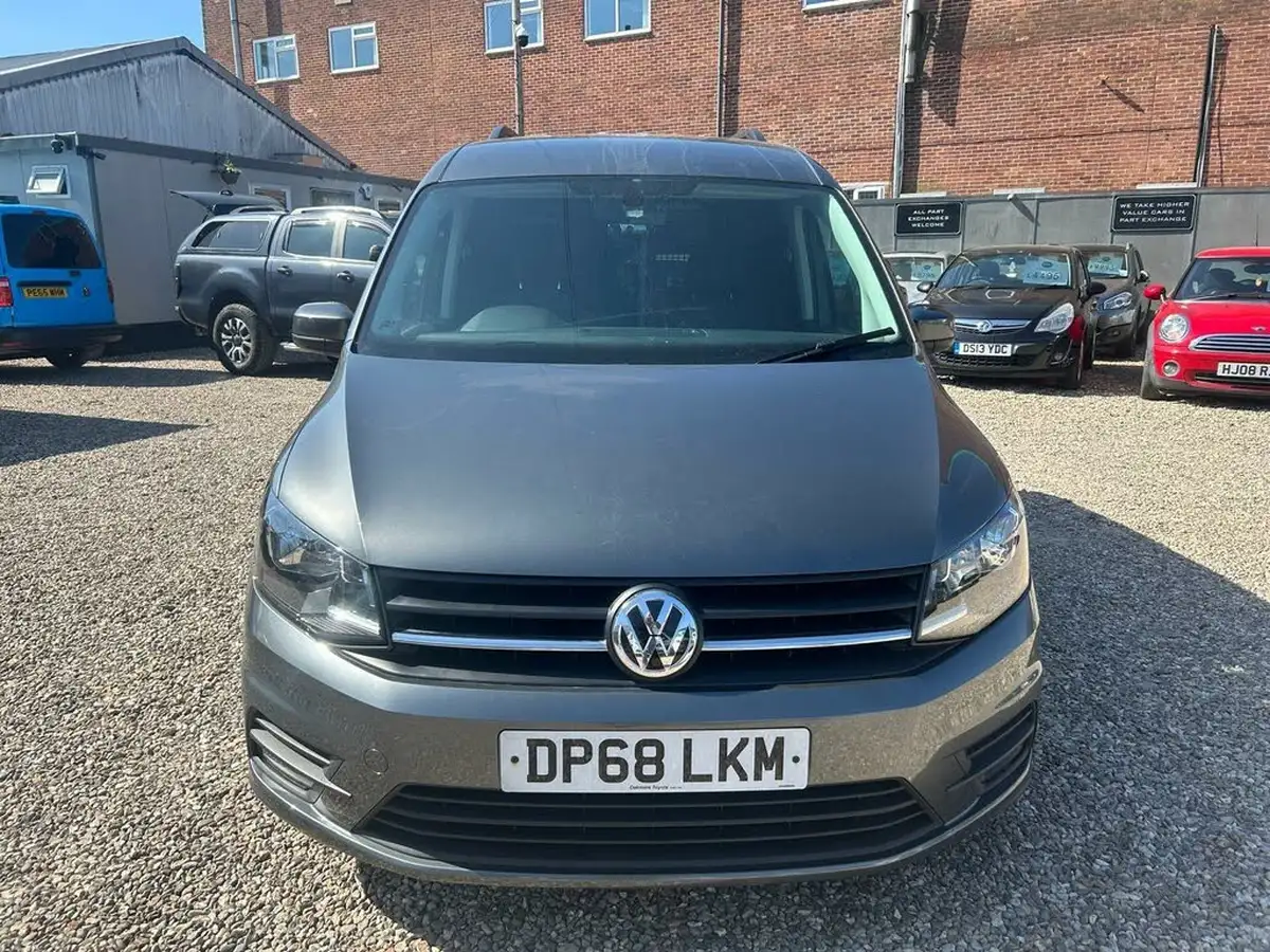 2018-volkswagen-caddy-20tdi-c20-highline-bmt-150pseu6-dsg-big-1