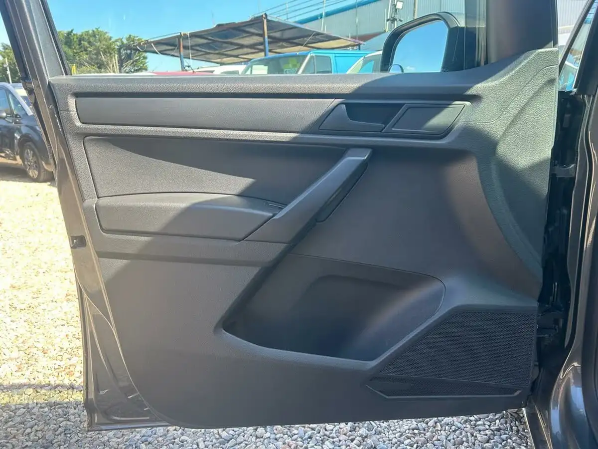 2018-volkswagen-caddy-20tdi-c20-highline-bmt-150pseu6-dsg-big-48