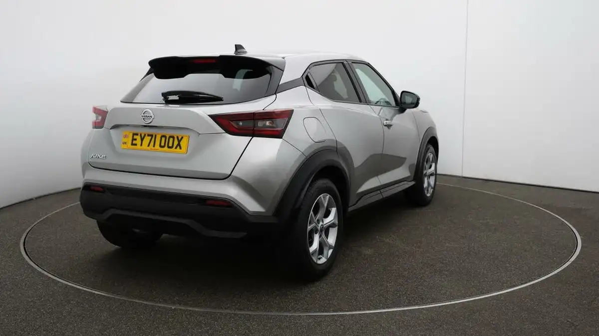 2021-nissan-juke-10-dig-t-n-connecta-dct-big-46