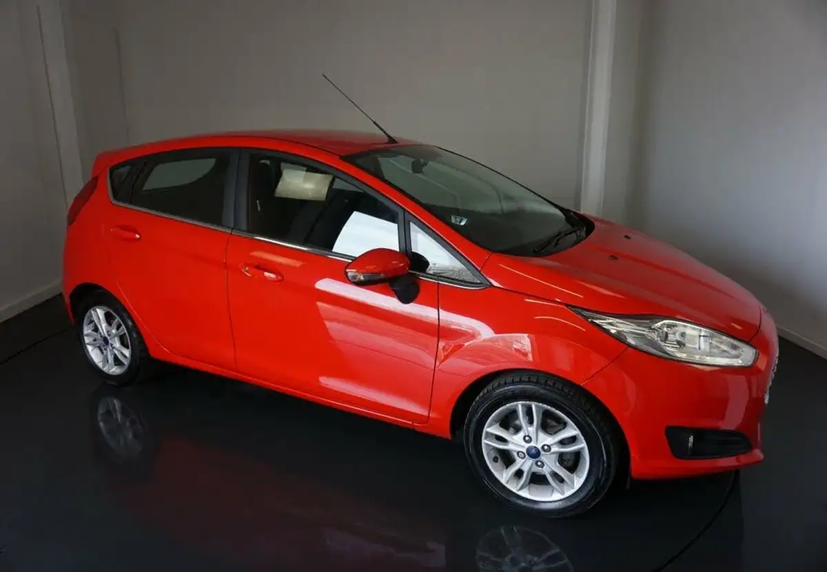 2017-ford-fiesta-10t-zetec-100ps-ecoboost-ss-5d-big-12