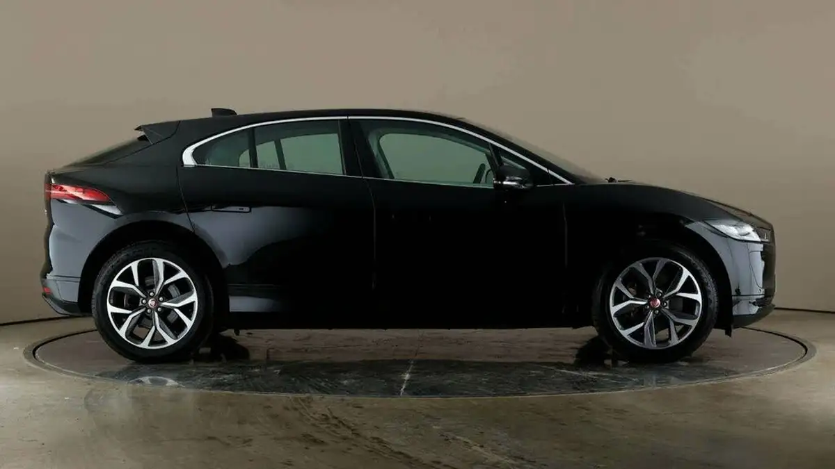 2022-jaguar-i-pace-ev400-hse-big-1