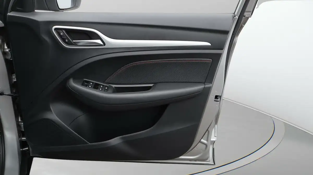 2022-mg-zs-suv-15-vti-tech-exclusive-big-15