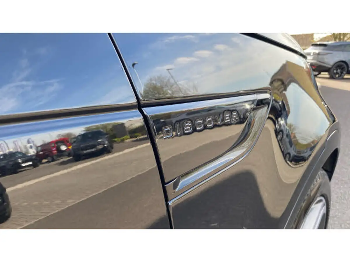 2025-land-rover-discovery-30-d350-metropolitan-edition-big-23
