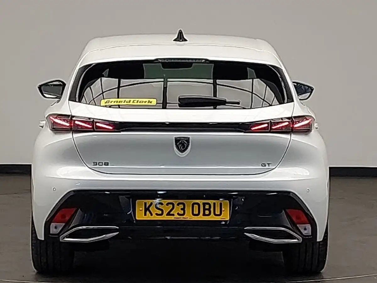 2023-peugeot-308-15-bluehdi-gt-130ps-big-14
