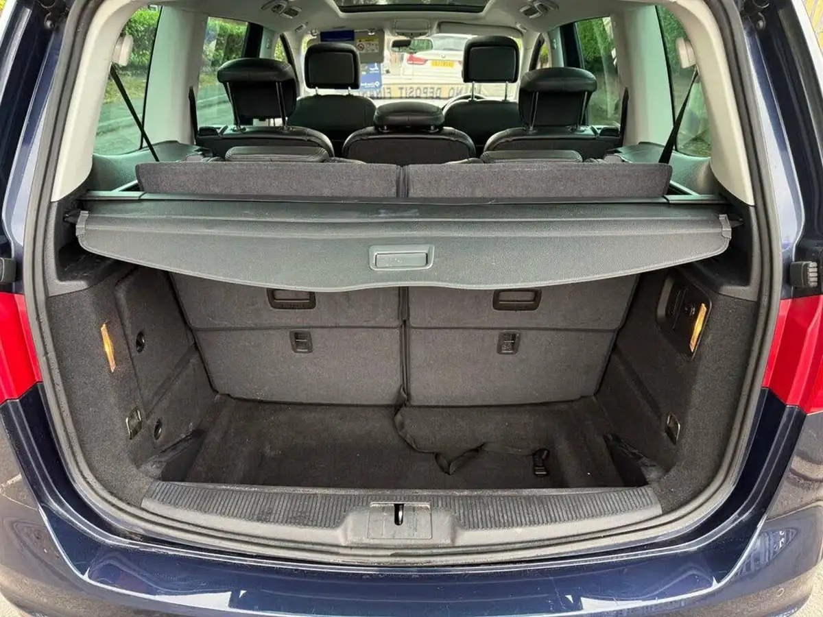 2015-seat-alhambra-20tdi-se-lux-177ps-dsg-big-30