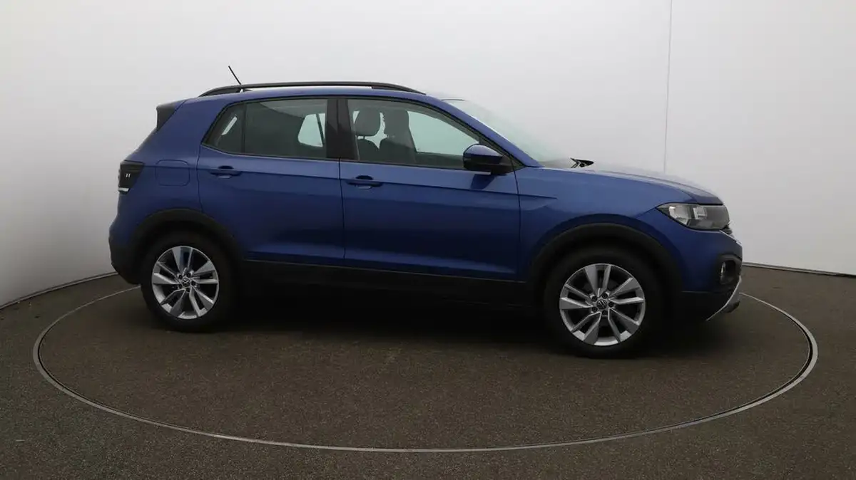 2021-volkswagen-t-cross-big-40