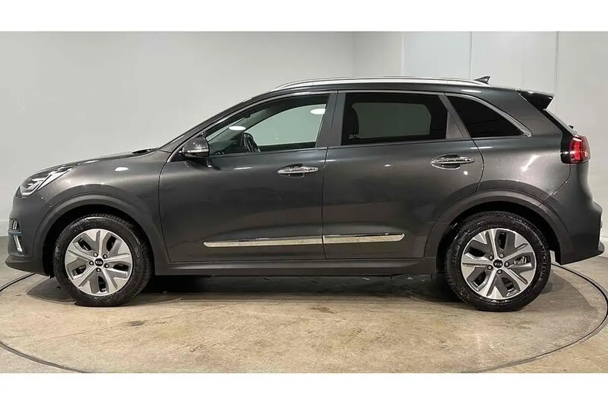 2021-kia-e-niro-ev-4-big-6