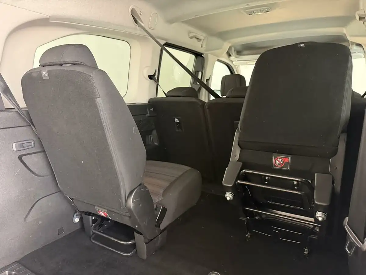 2021-vauxhall-combo-life-15-se-xl-100ps-big-21