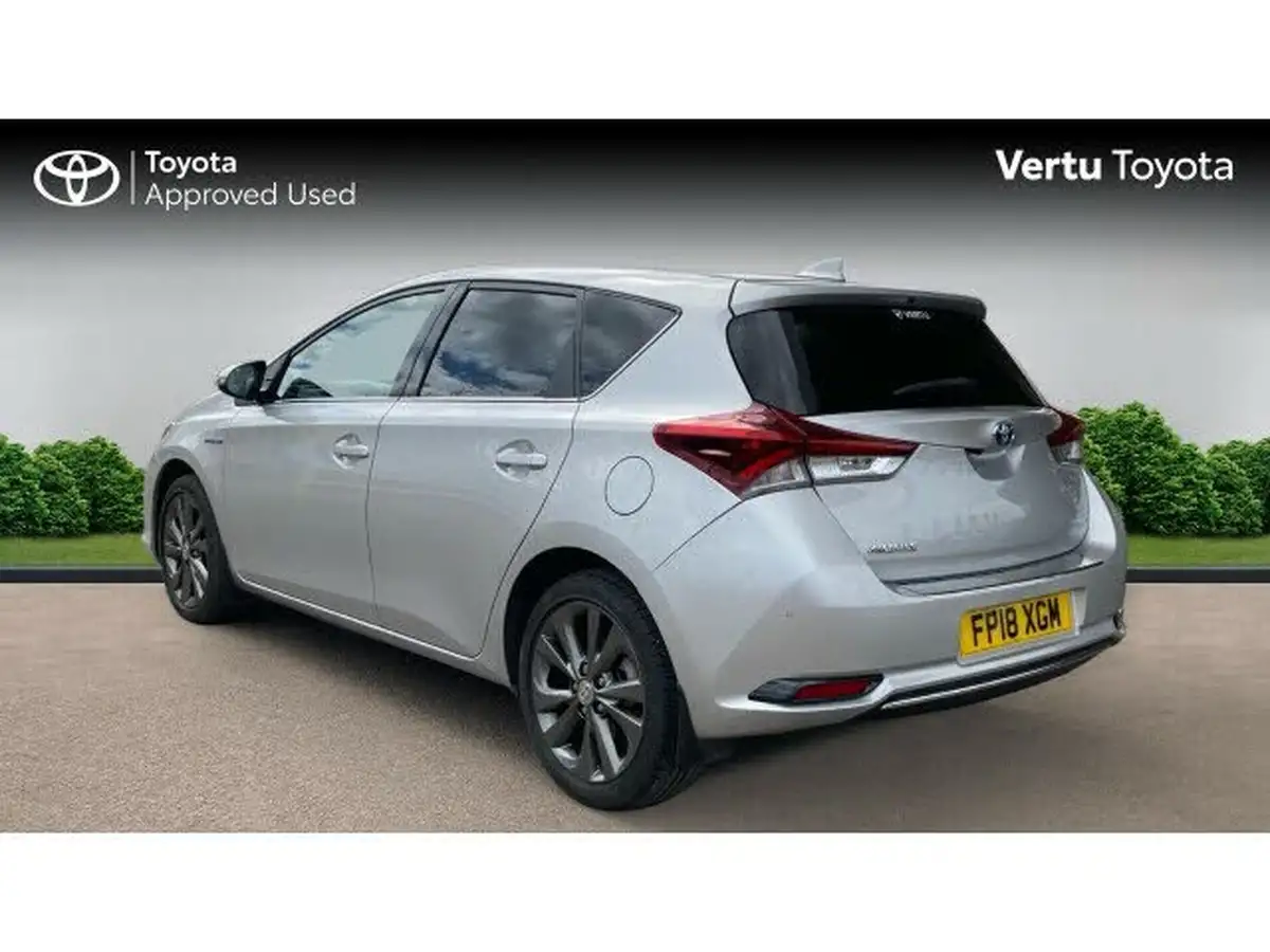 2018-toyota-auris-18-vvt-i-hsd-excel-hatchback-big-3