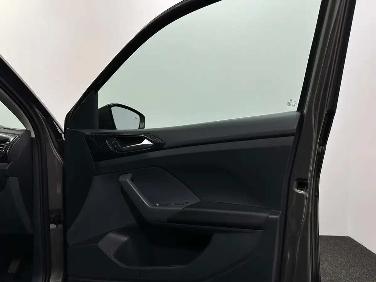 2021-volkswagen-t-cross-10-tsi-sel-110ps-dsg-big-31