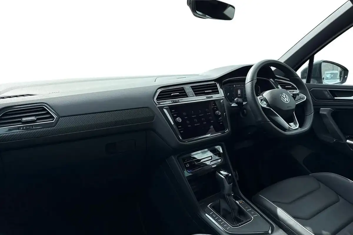2024-volkswagen-tiguan-20tdi-r-line-edition-big-14