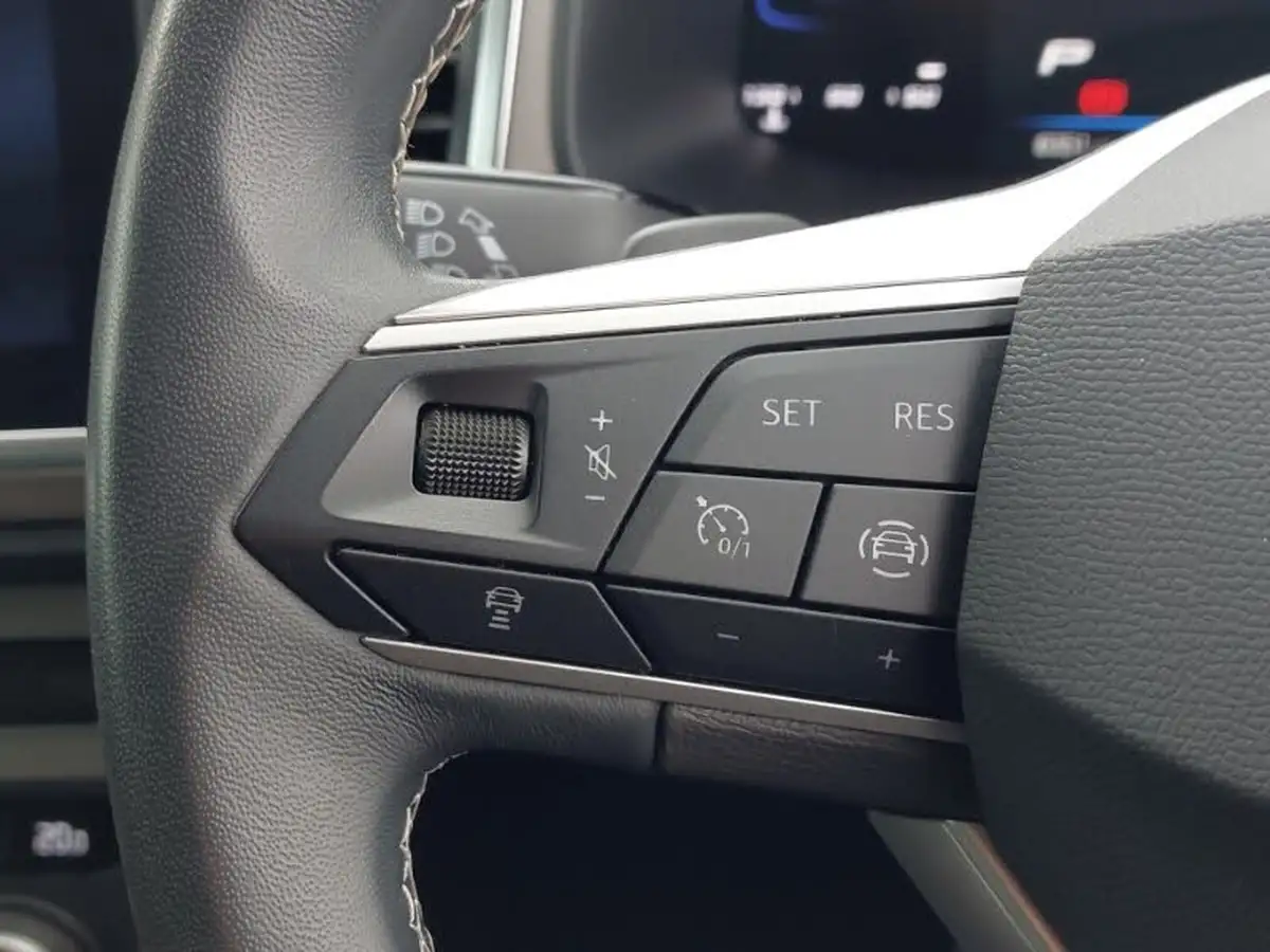2024-seat-ateca-15-ecotsi-xperience-dsg-big-11