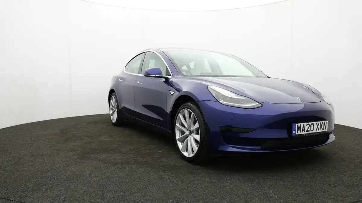 2020-tesla-model-3-e-standard-plus-big-42