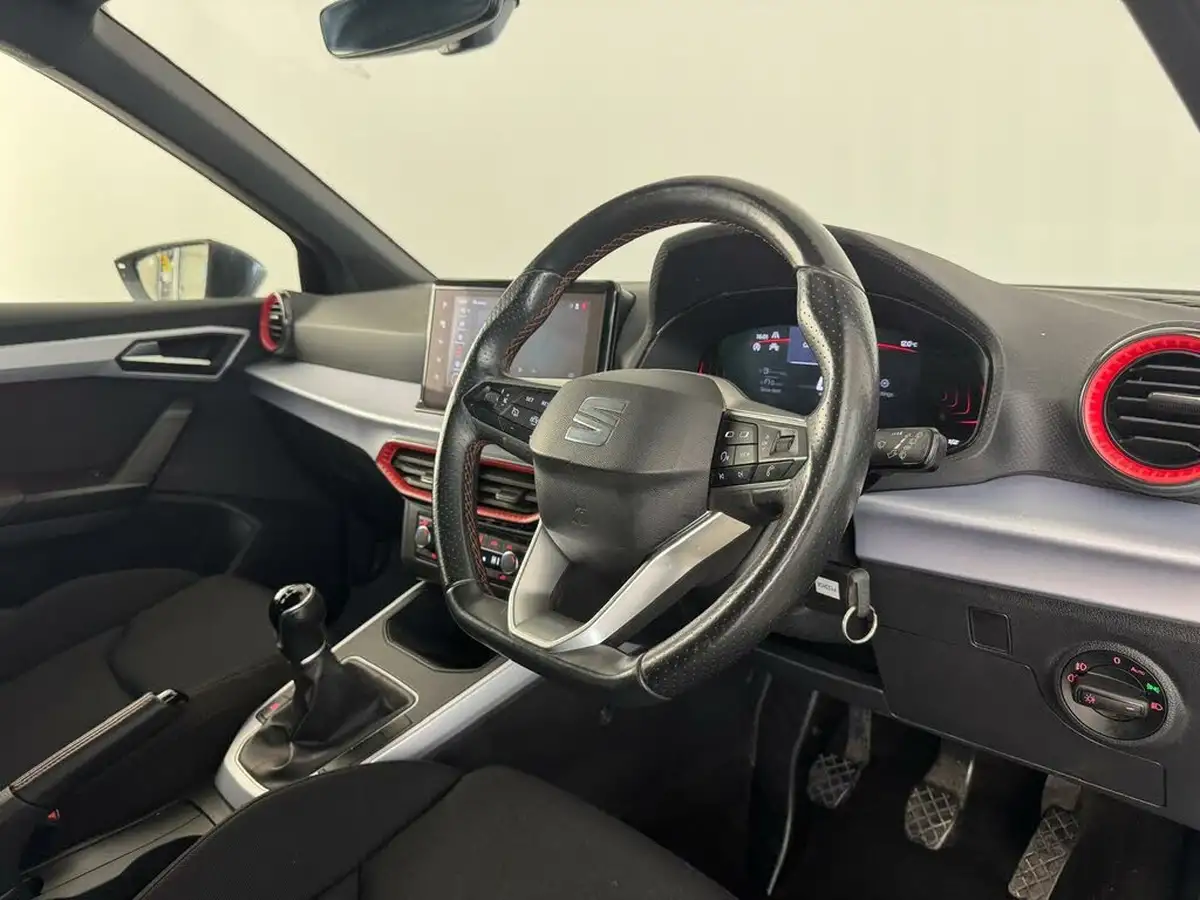 2023-seat-arona-10-tsi-fr-big-19