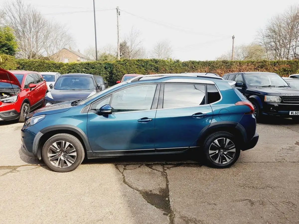 2016-peugeot-2008-suv-12-puretech-allure-82bhp-ss-etg-big-0