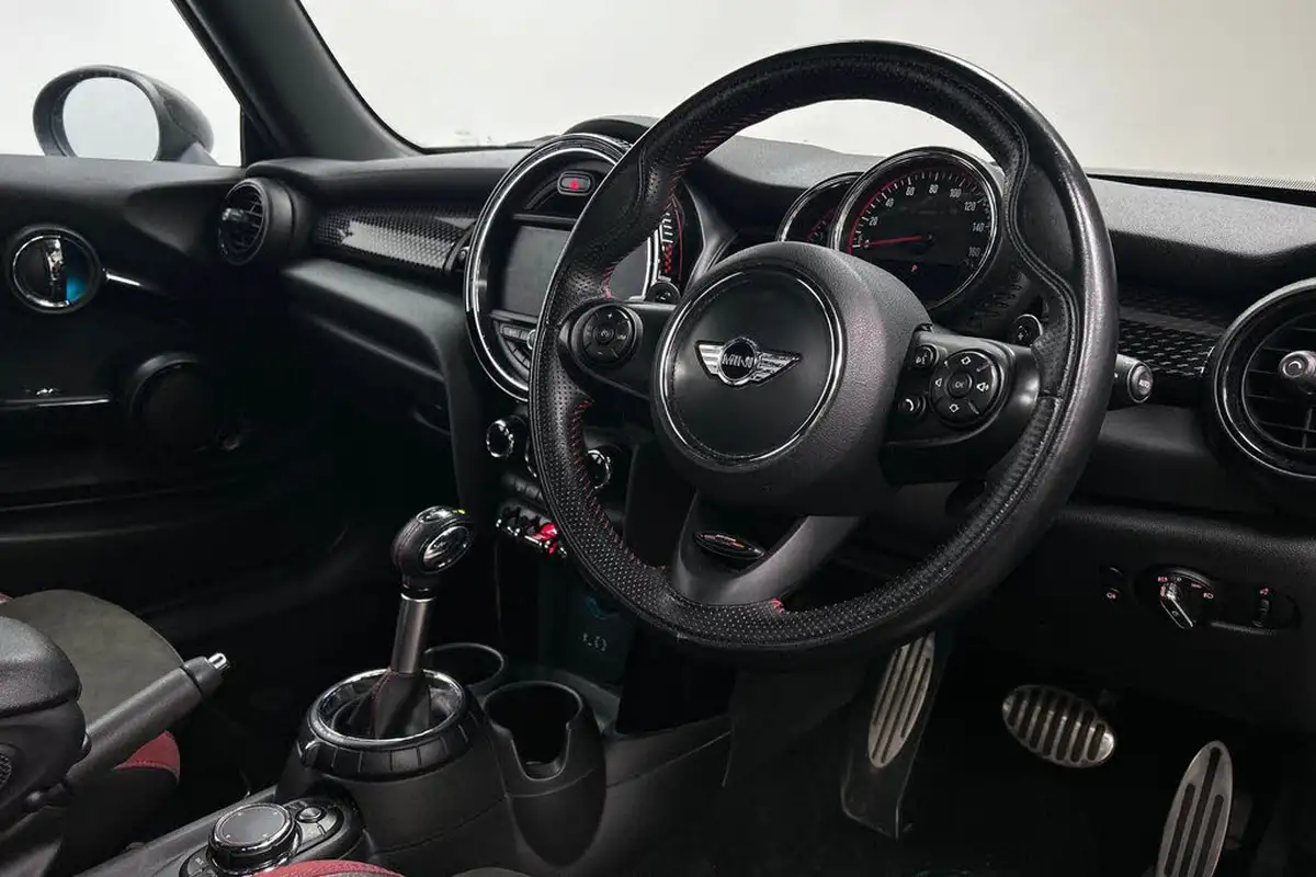2017-mini-cooper-20-cooper-jcw-sport-auto-big-6
