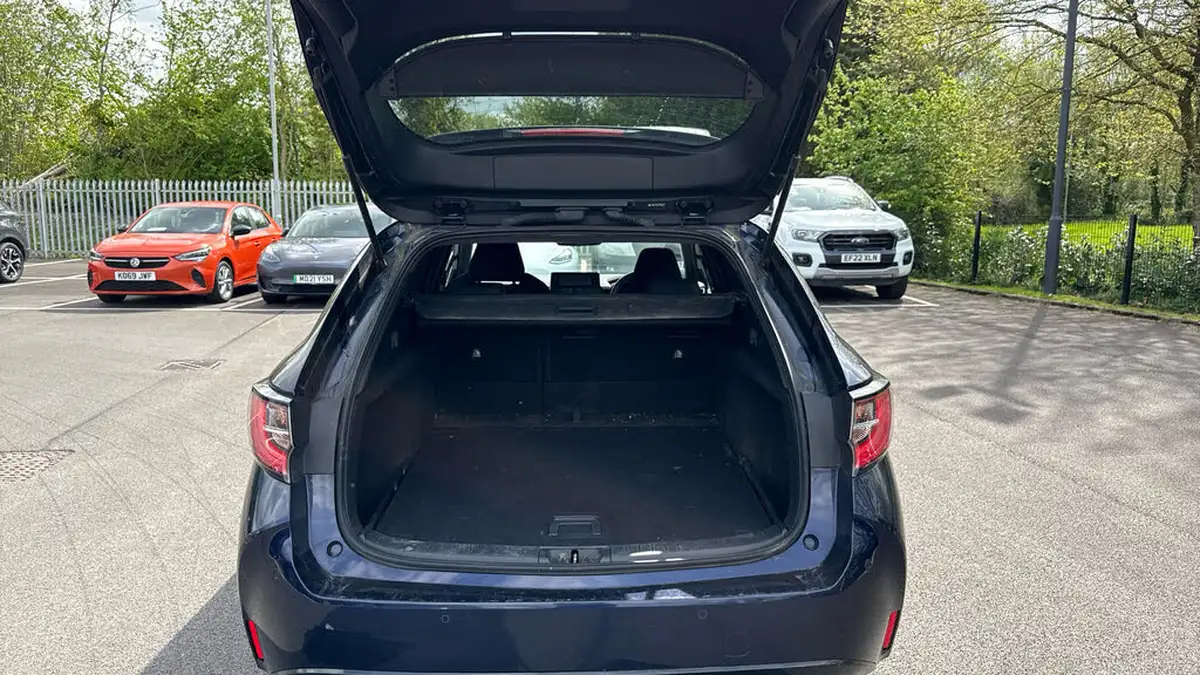 2021-suzuki-swace-18-sz5-big-14