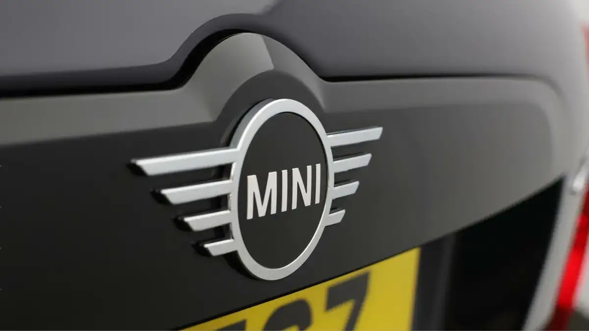 2021-mini-countryman-20-john-cooper-works-big-19