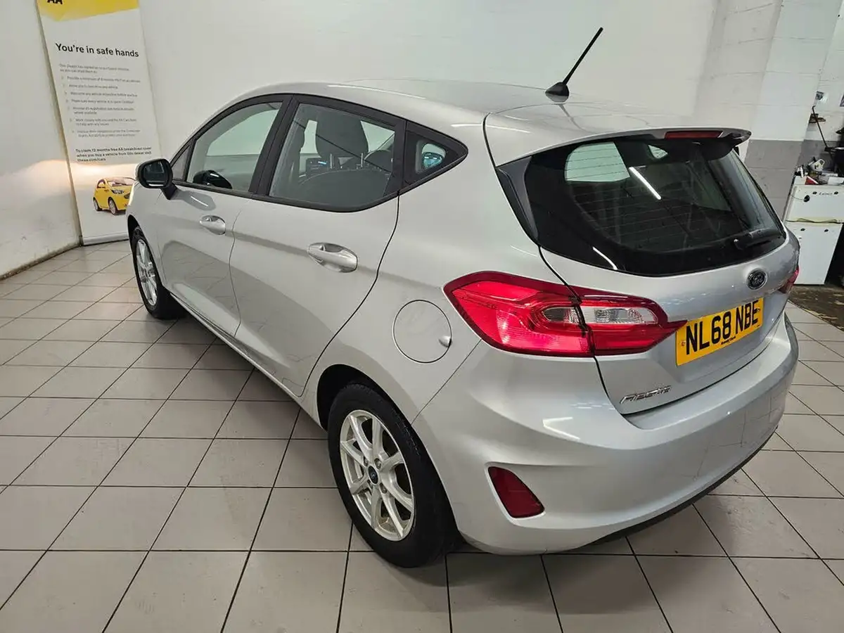 2018-ford-fiesta-11-ti-vct-zetec-5d-big-5
