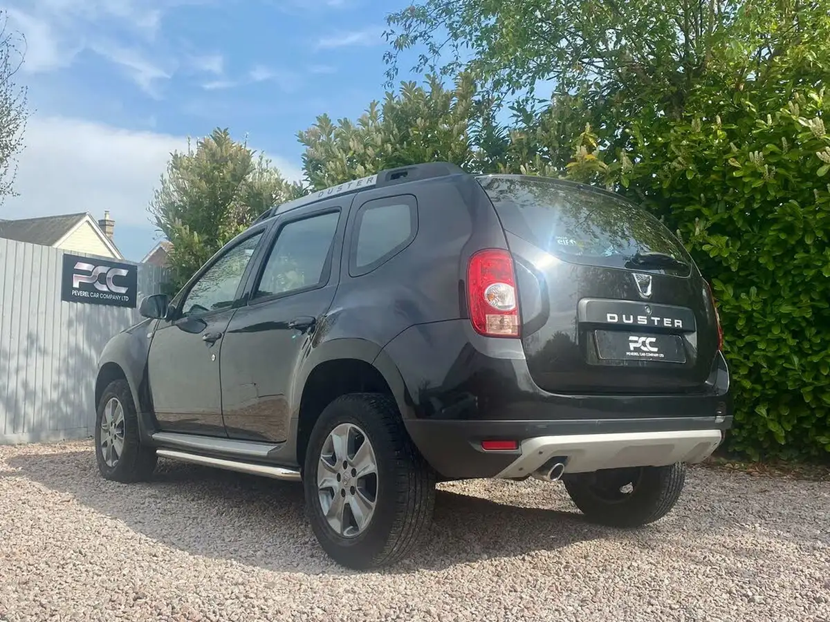 2015-dacia-duster-15dci-laureate-110bhp-station-wagon-5d-big-17