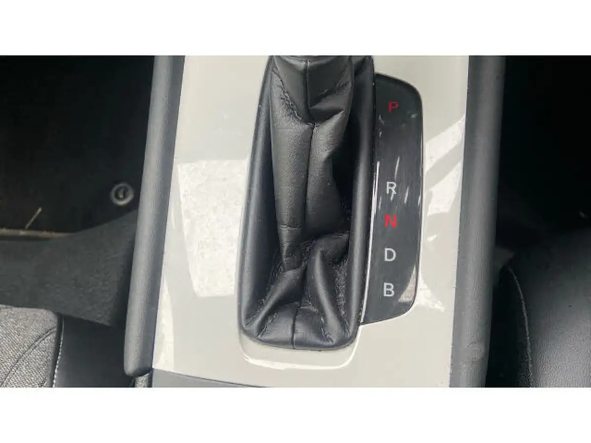 2021-honda-jazz-15-i-mmd-ex-107ps-big-30