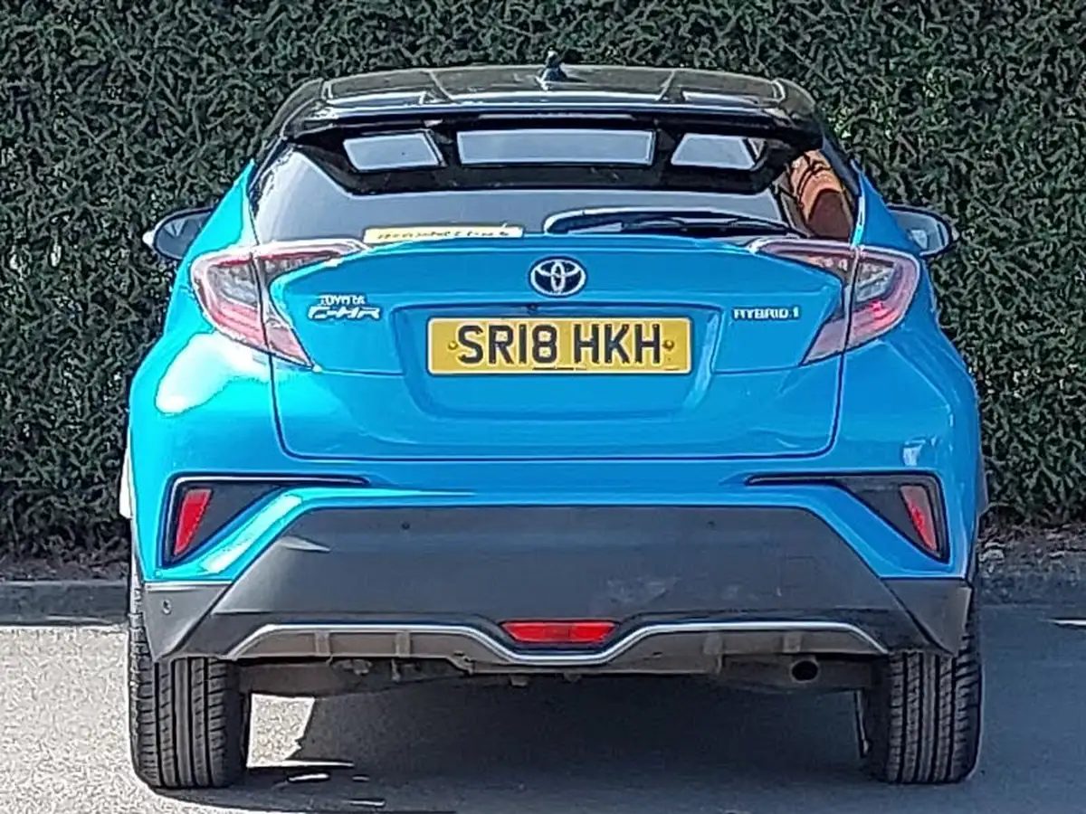 2018-toyota-c-hr-18-vvt-i-dynamic-big-17