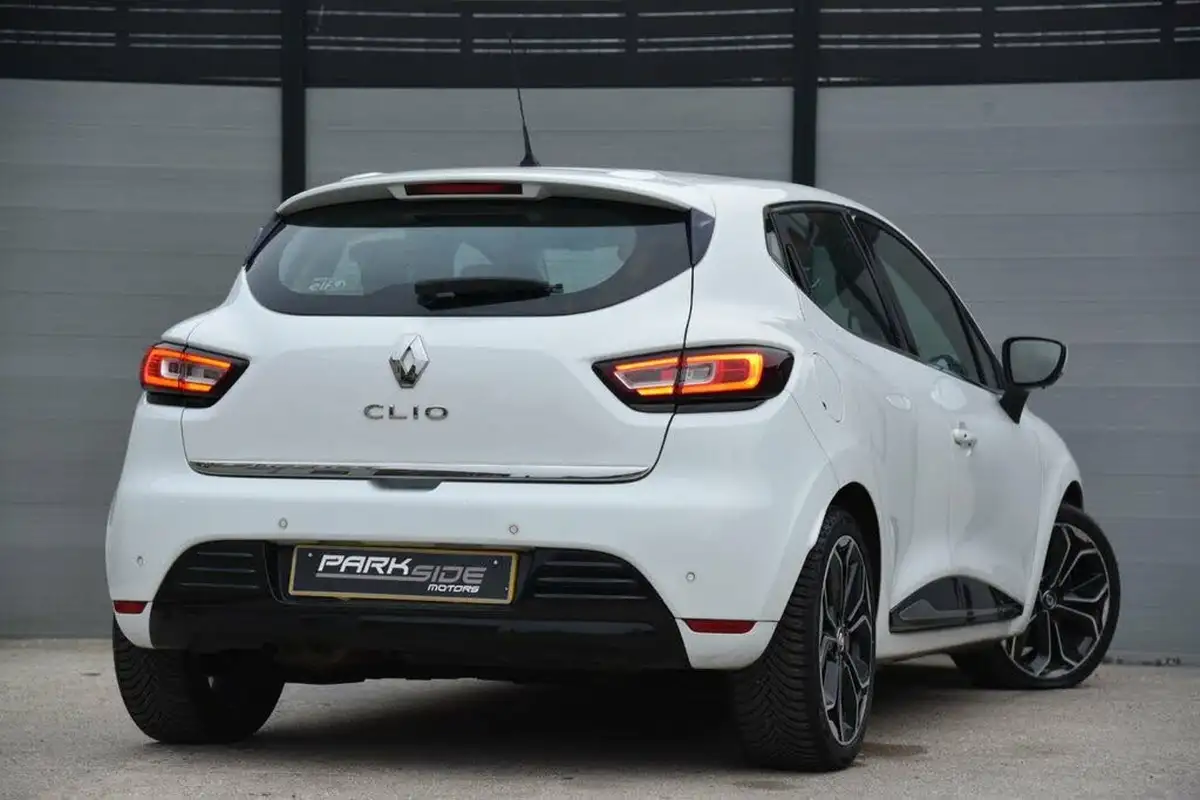 2017-renault-clio-09-tce-dynamique-s-nav-big-8