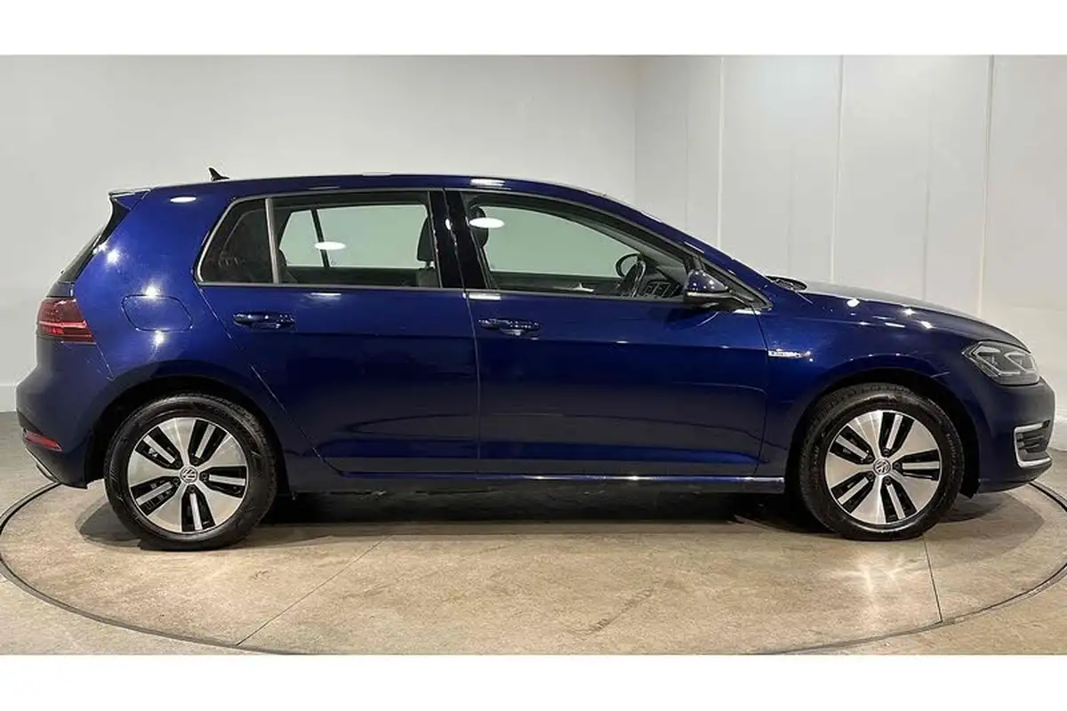 2019-volkswagen-golf-e-e-golf-big-3