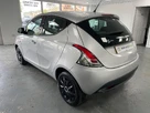 2014-chrysler-ypsilon-12-s-small-3