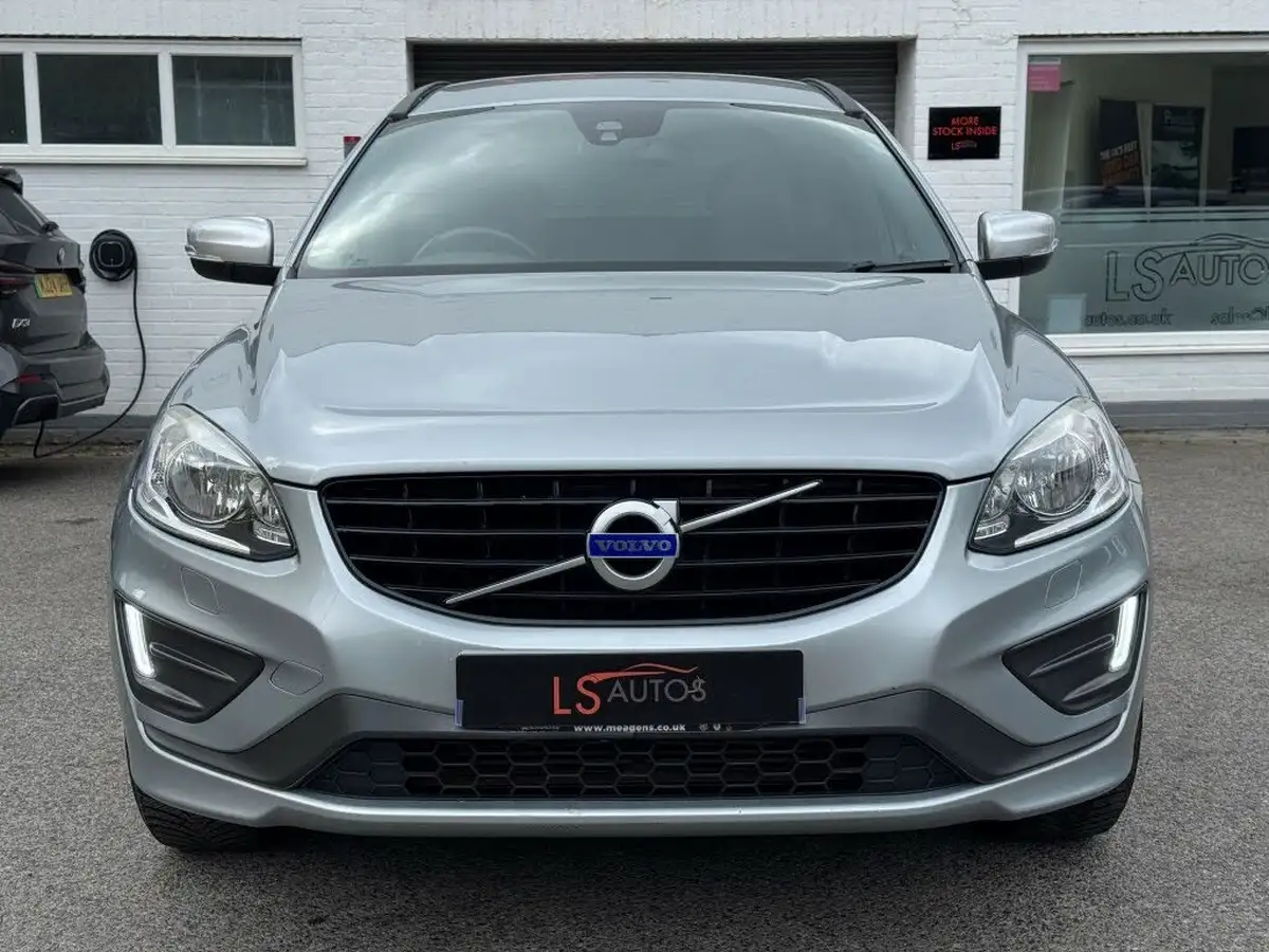2015-volvo-xc60-24td-d5-r-design-220bhp-ss-geartronic-big-8