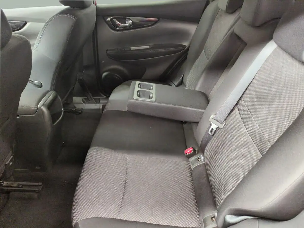 2017-nissan-qashqai-15dci-n-connecta-99g-big-22