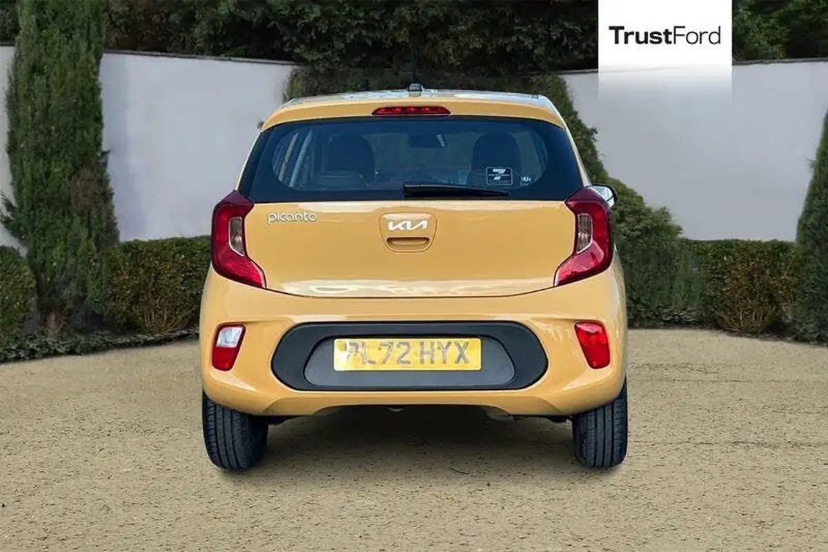 2023-kia-picanto-10-2-auto-seq-big-6