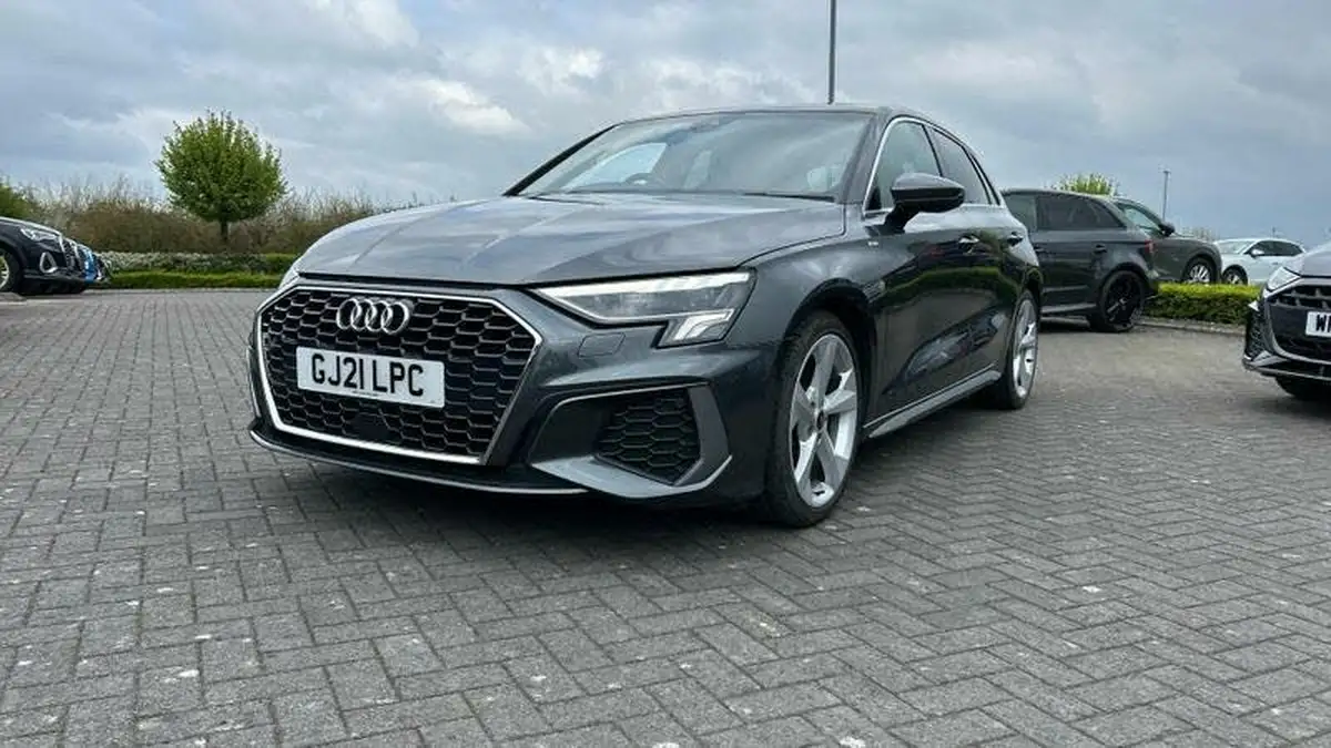 2021-audi-a3-15-35-tfsi-s-line-sportback-5d-tronic-big-17