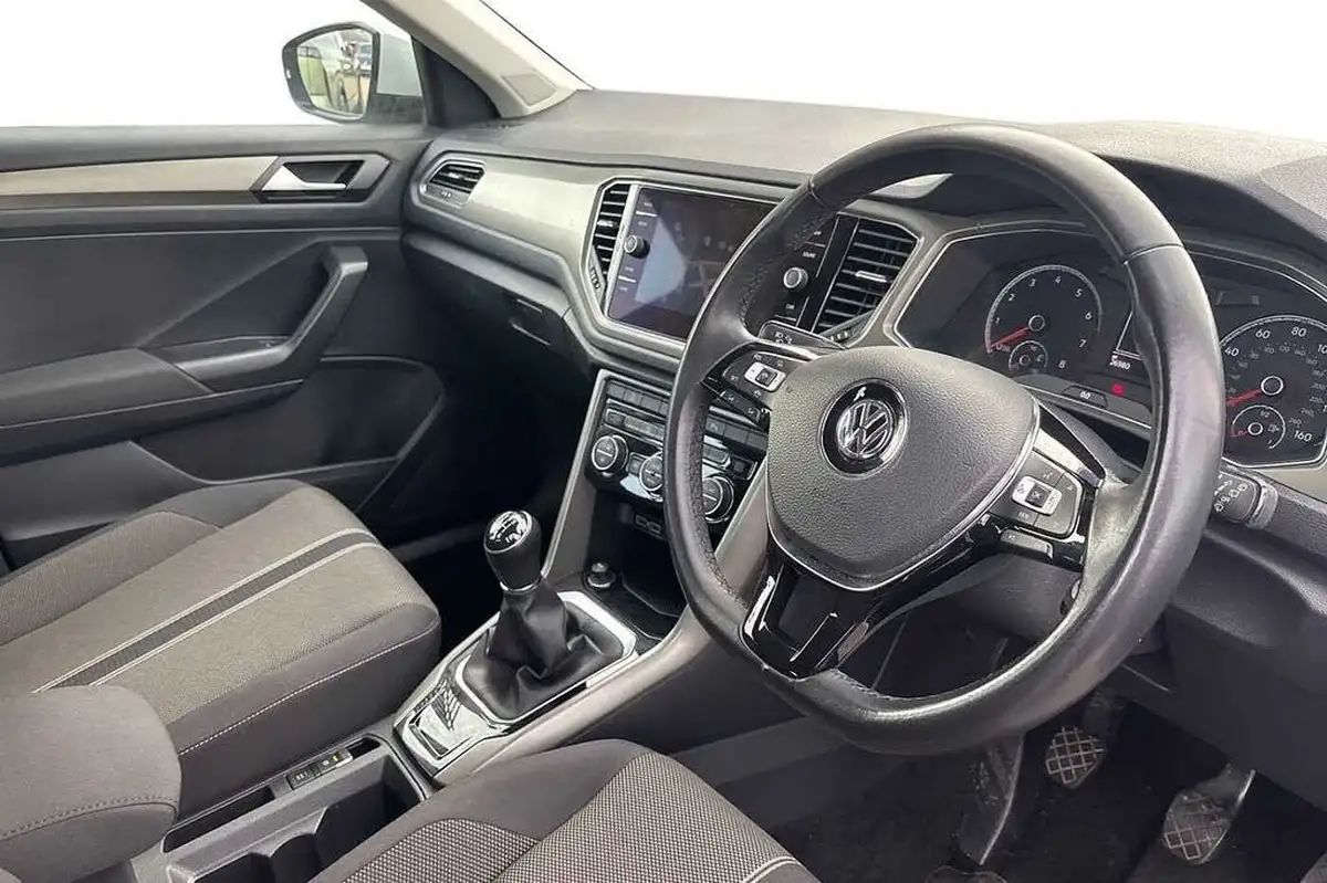 2020-volkswagen-t-roc-10-tsi-se-115ps-big-5