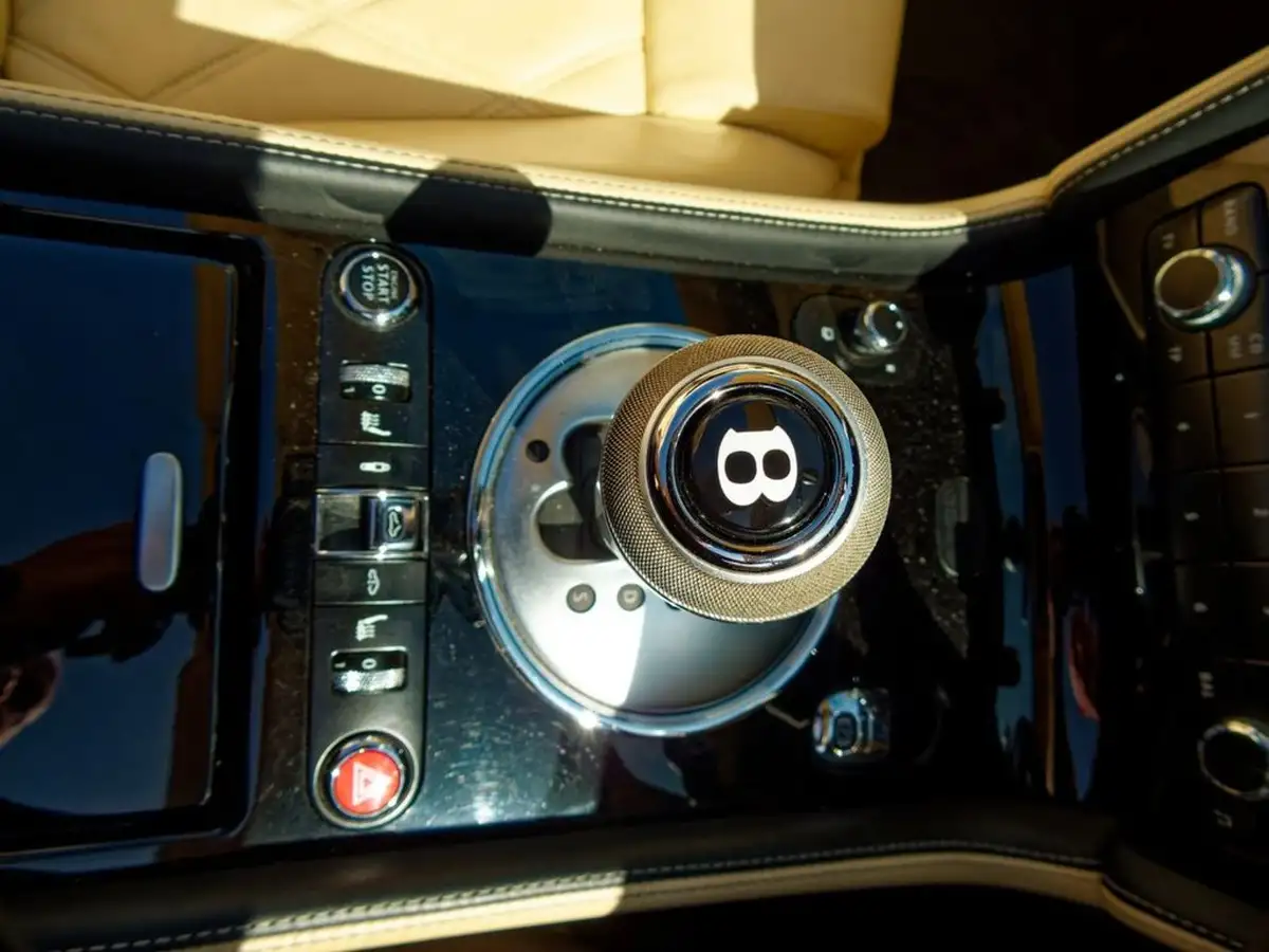 2009-bentley-continental-60-w12-gtc-big-45