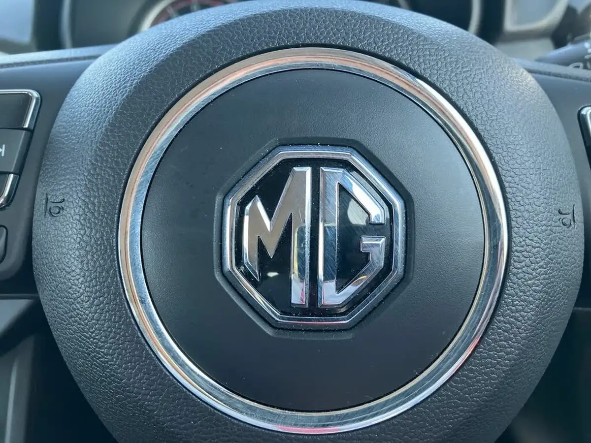 2022-mg-mg3-15-vti-tech-exclusive-nav-big-39