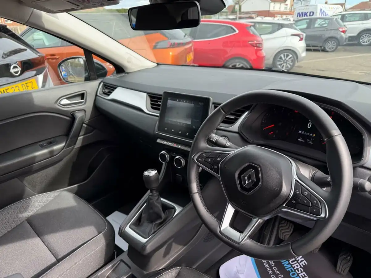 2024-renault-captur-10-tce-evolution-big-11