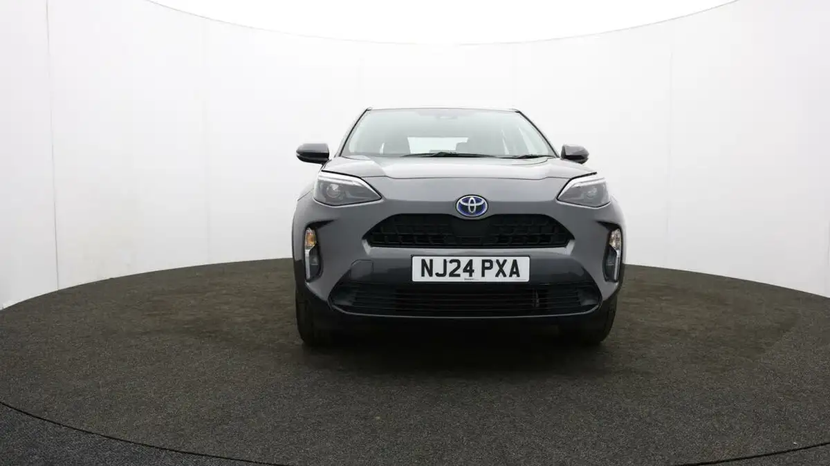 2024-toyota-yaris-cross-15-vvt-i-icon-big-45