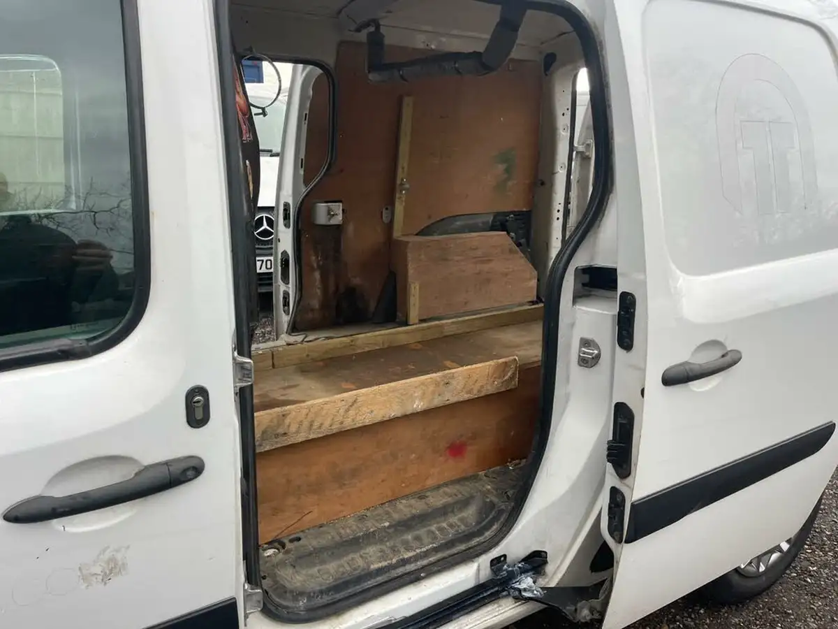 2014-mercedes-benz-citan-15-cdi-109-compact-panel-van-big-25