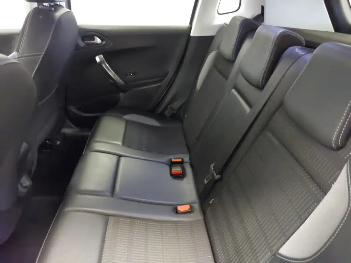 2018-peugeot-2008-suv-12-puretech-allure-130bhp-ss-big-5
