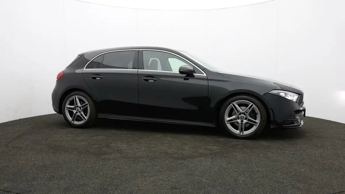2020-mercedes-benz-a-class-13-a180-amg-line-executive-hatchback-5d-7g-dct-big-34