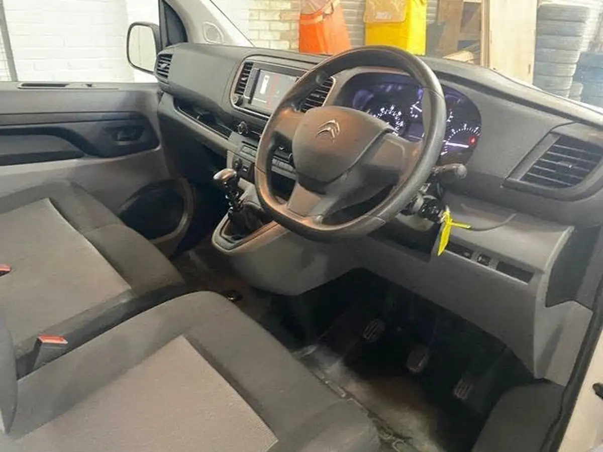 2022-citroen-dispatch-20bluehdi-enterprise-pro-xl-1400-big-3