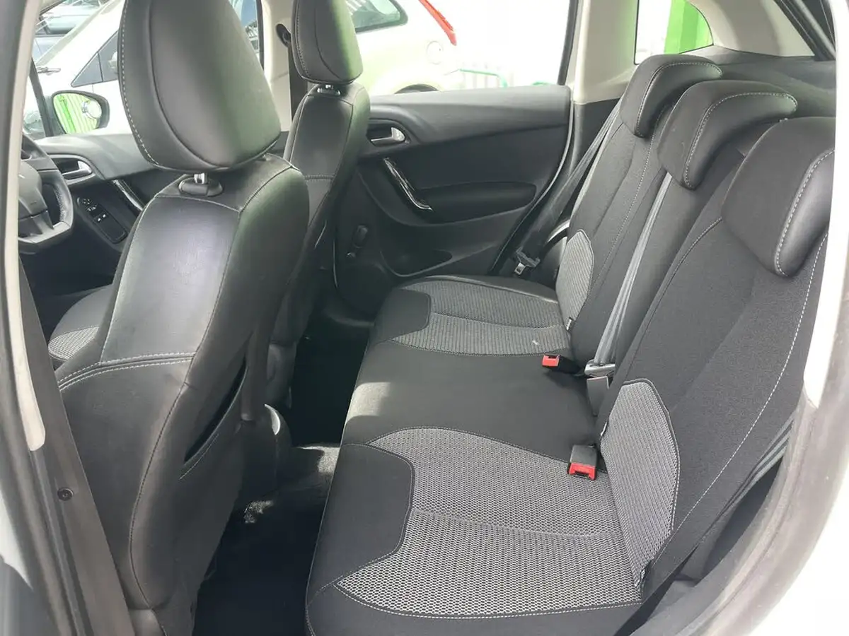 2014-citroen-c3-16e-hdi-selection-big-14