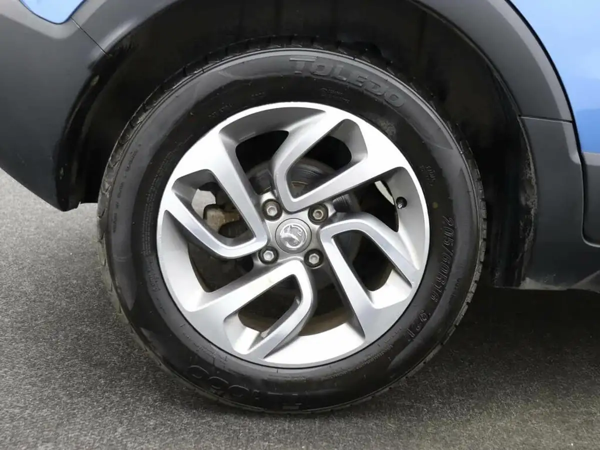2018-vauxhall-crossland-x-16-tech-line-nav-120ps-big-5