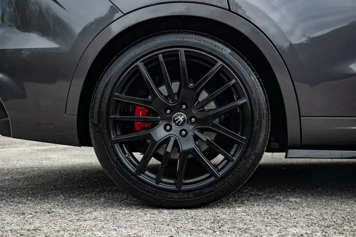 2021-maserati-levante-20-gt-big-31