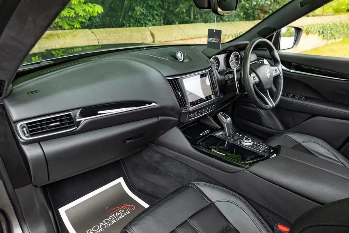 2021-maserati-levante-20-gt-big-7