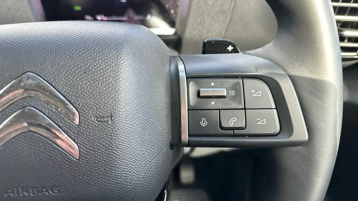 2024-citroen-c4-x-12-puretech-max-130ps-ss-eat8-big-23