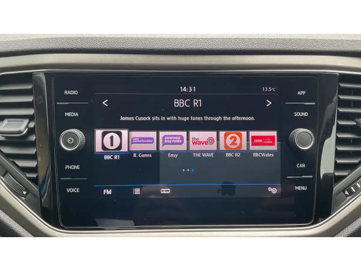 2020-volkswagen-t-roc-15-tsi-se-dsg-big-11