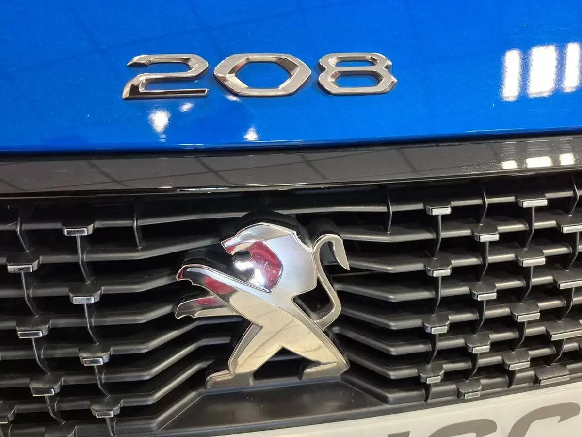 2021-peugeot-208-12-puretech-gt-100bhp-big-21