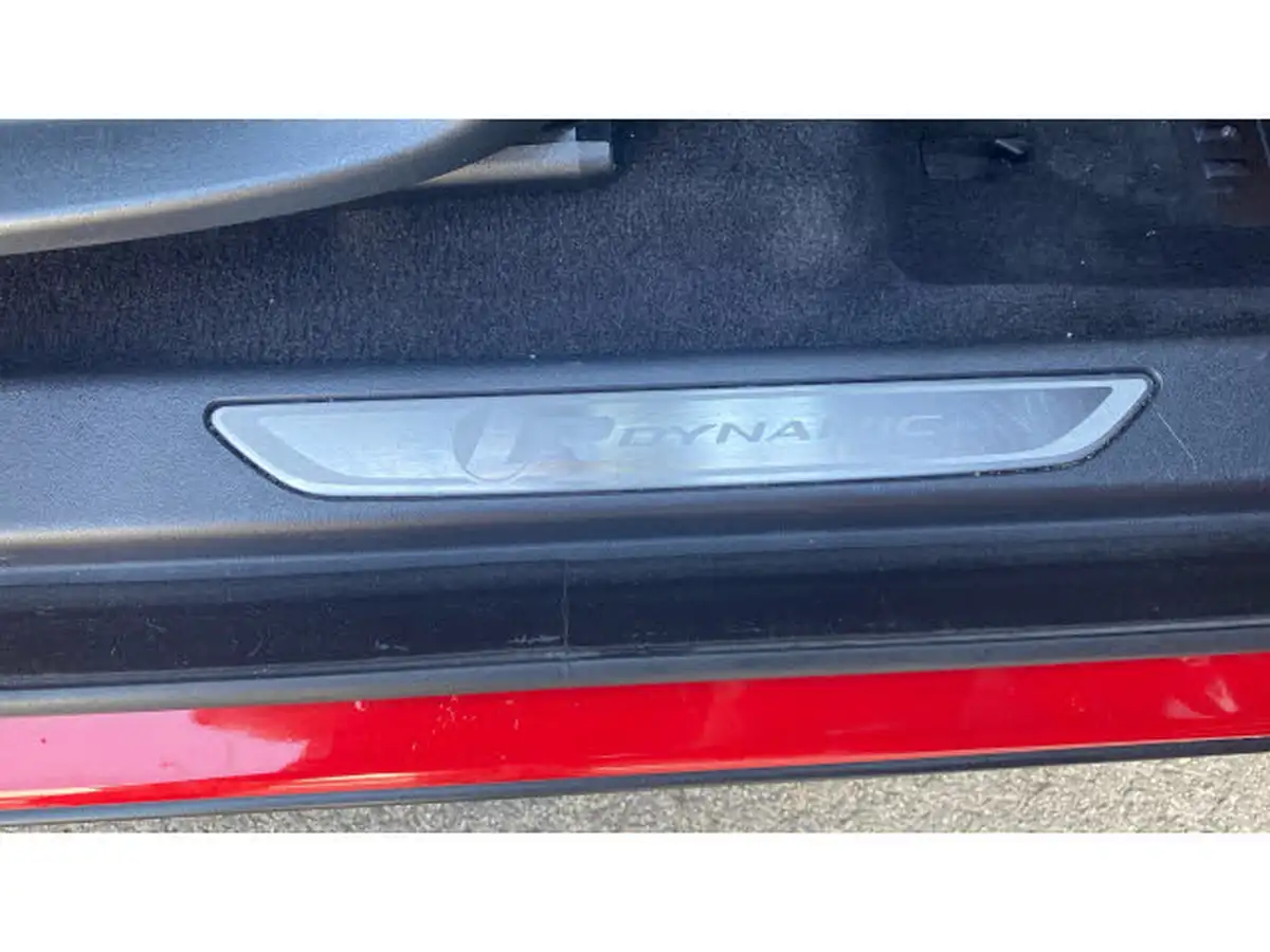2019-jaguar-e-pace-20-i4d-r-dynamic-180ps-awd-auto-big-32